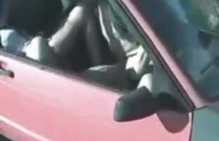 XXX Jeune belle video xxx femme enceinte brune jouant avec une énorme bite